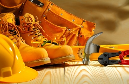 Protective Footwear Reduces the Risk of Workplace Foot Injuries